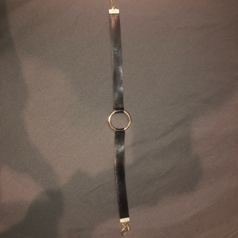 Black choker